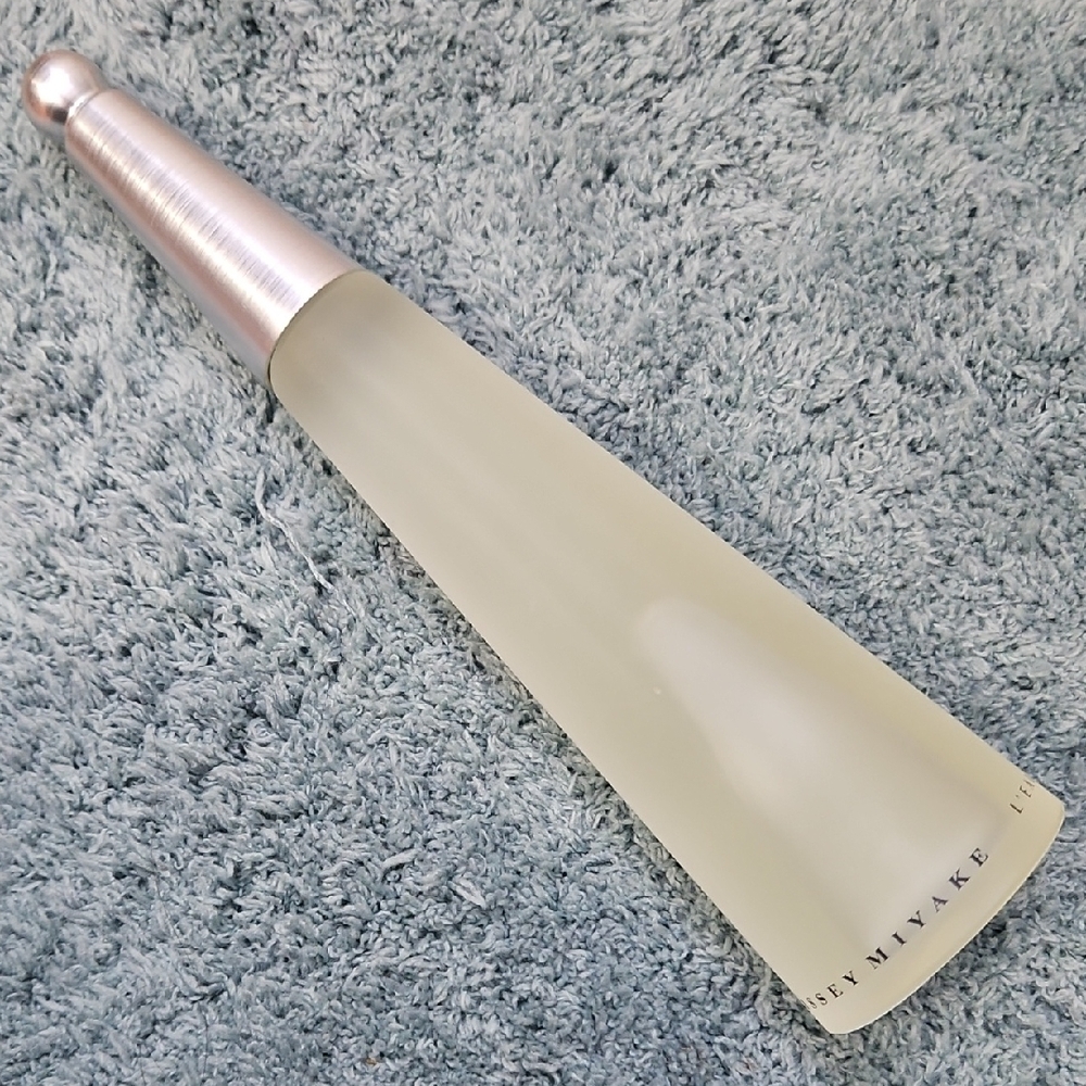 Issey Miyake Frosted Cream with Silver Top